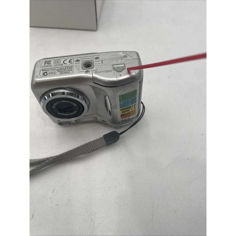 Nikon COOLPIX 3100 3.2MP Digital Camera 3X Zoom+Battery+Memory Card+Manuals-READ